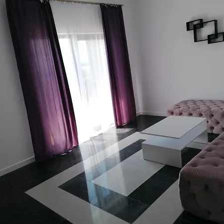 Ξενοδοχείο με διαμερίσματα Boutique Elegance 3*