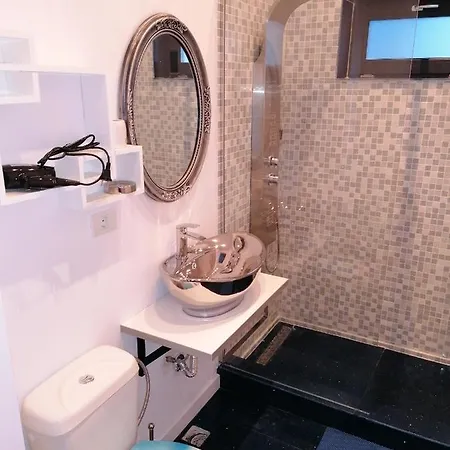 Ξενοδοχείο με διαμερίσματα Boutique Elegance 3*
